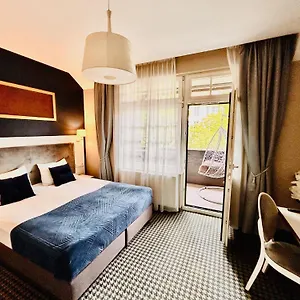 Art Novis Center Отель